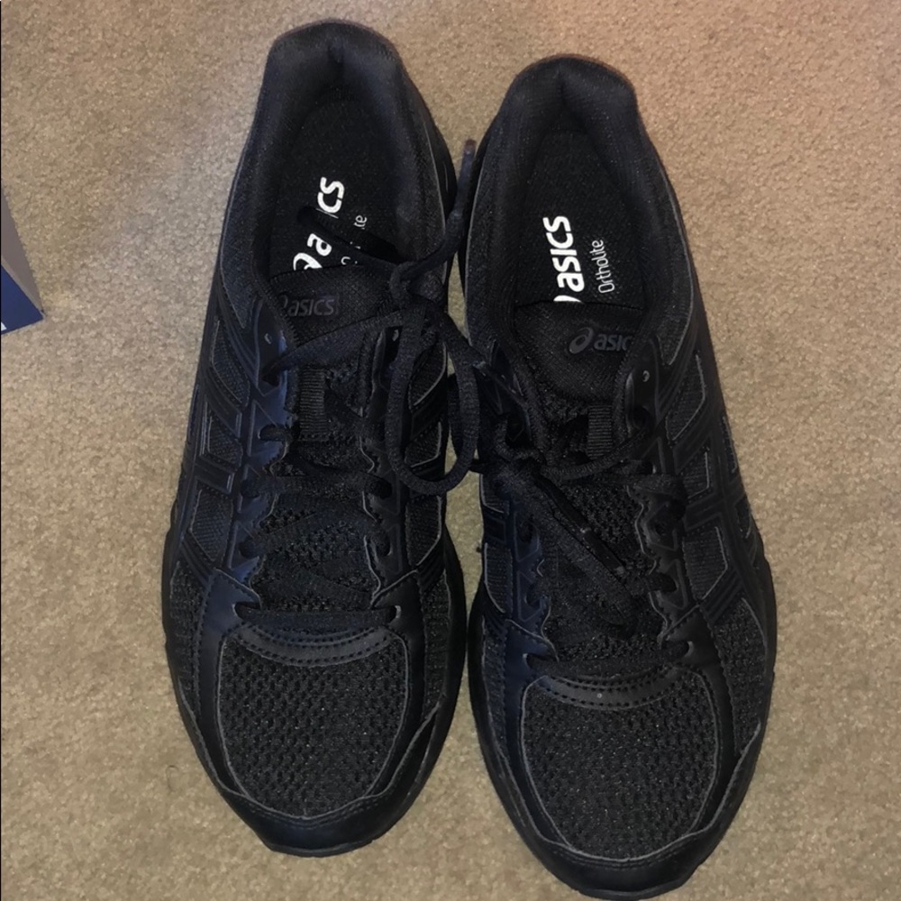 ALL BLACK ASICS